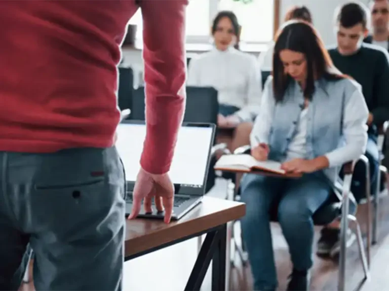 Leia mais sobre o artigo Aula Chata Nunca Mais